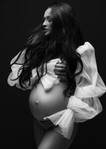 Luxury maternity photoshoot Fort Lauderdale with fashion styling
